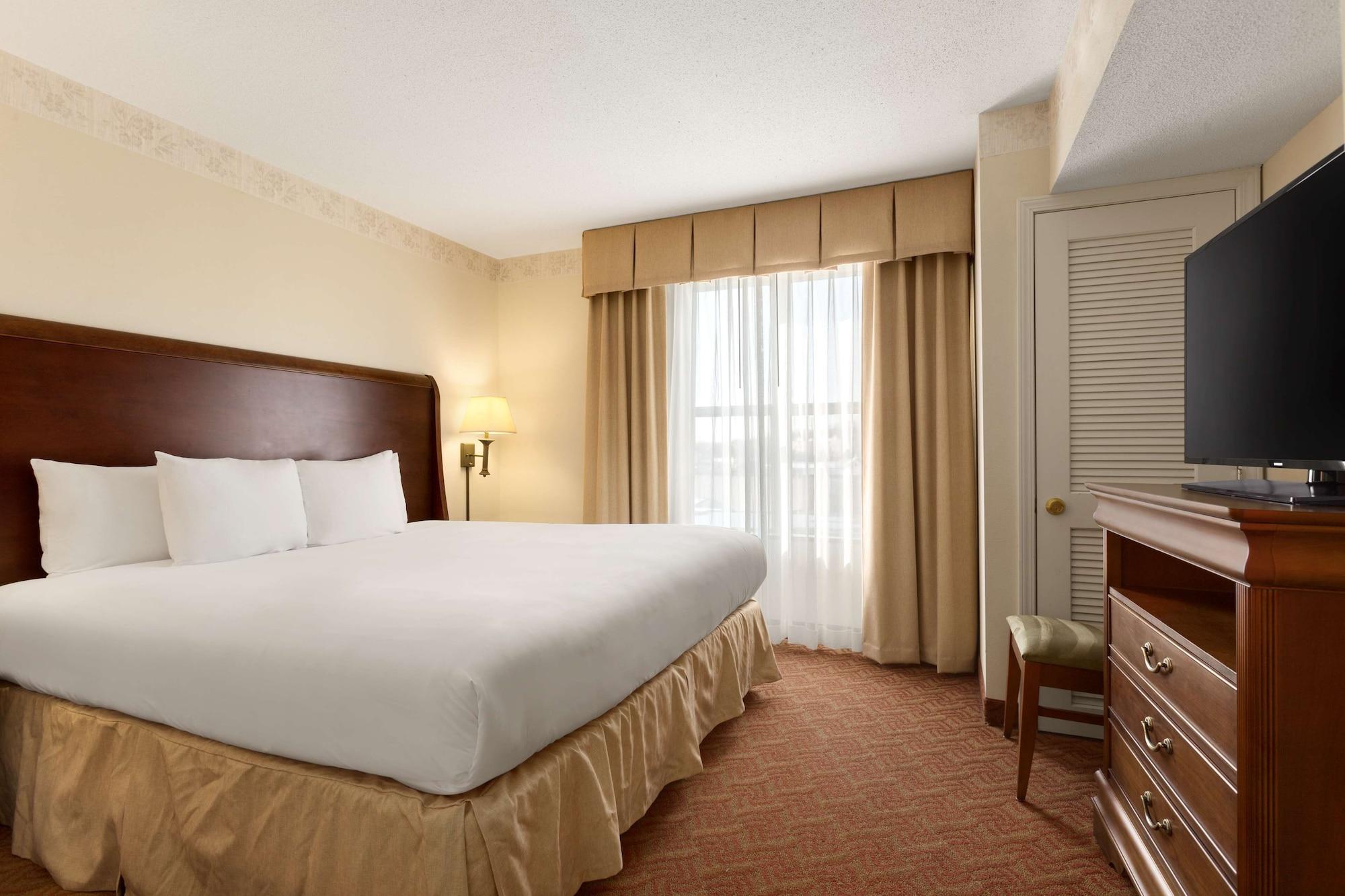 Spark By Hilton Woodbridge Exteriér fotografie