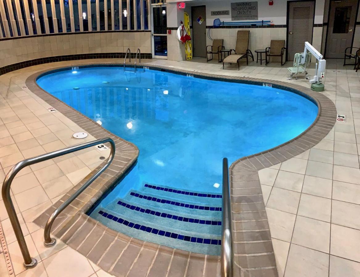 Spark By Hilton Woodbridge Exteriér fotografie